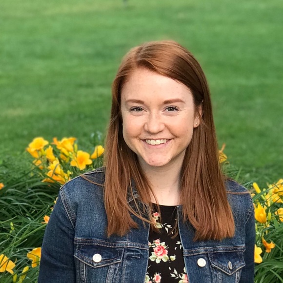 Meet your Posher, Amanda - Picture 1 of 1